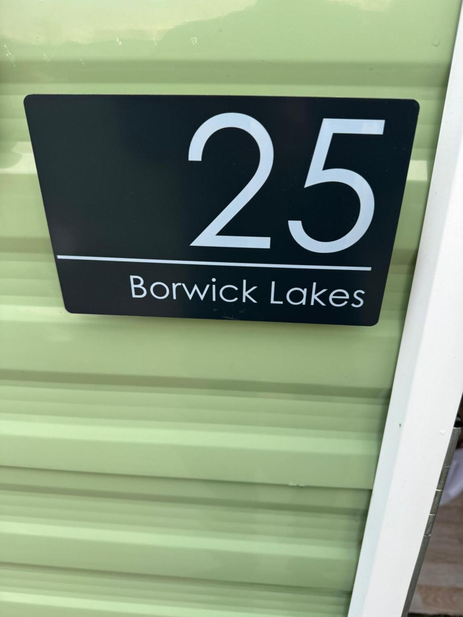 2 Bedroom Lakeview Lodge - Ensuite & Balcony Deck 康福斯 外观 照片